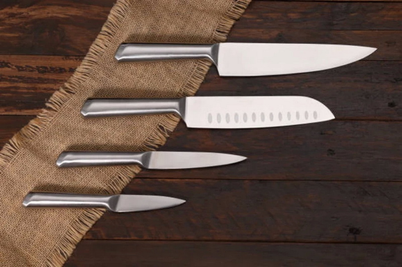 Custom Forged Kitchen Knives Tailored for Precision and Comfort.jpg