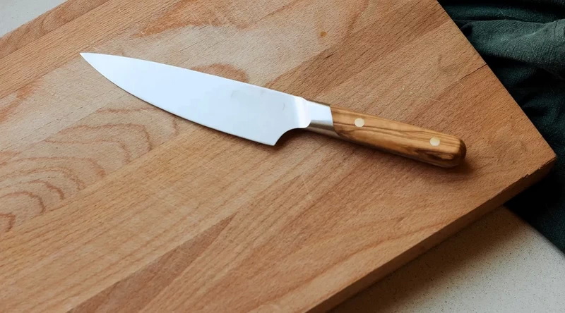 Traditional Wooden Handle Knife.jpg