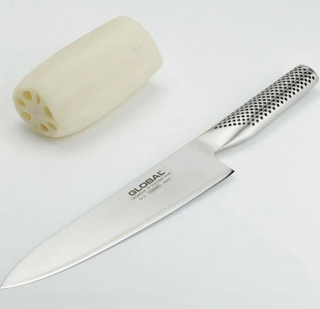 A big Kitchen Knife in Checked Baggage_3.jpg