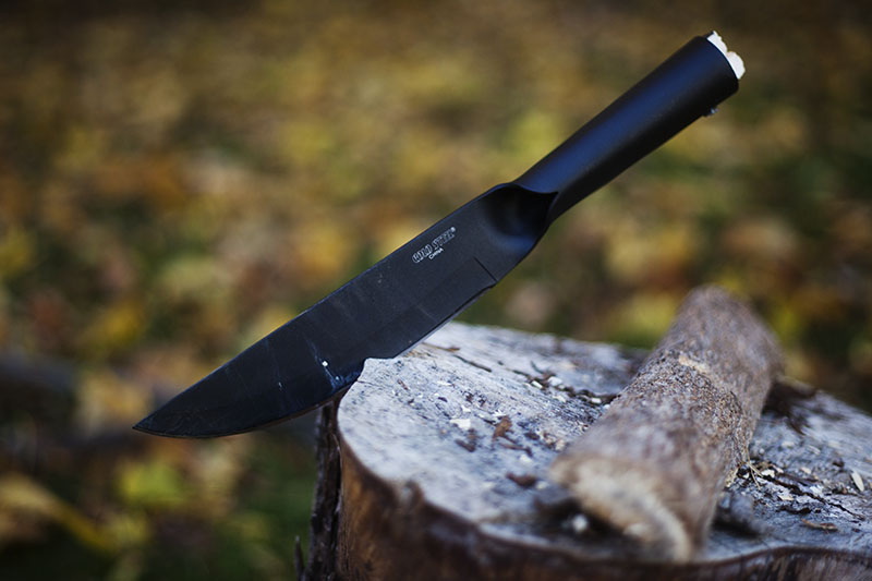 hollow handle knife.jpg